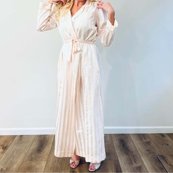 VTG Christian Dior Peach Robe - Picture 4 of 14